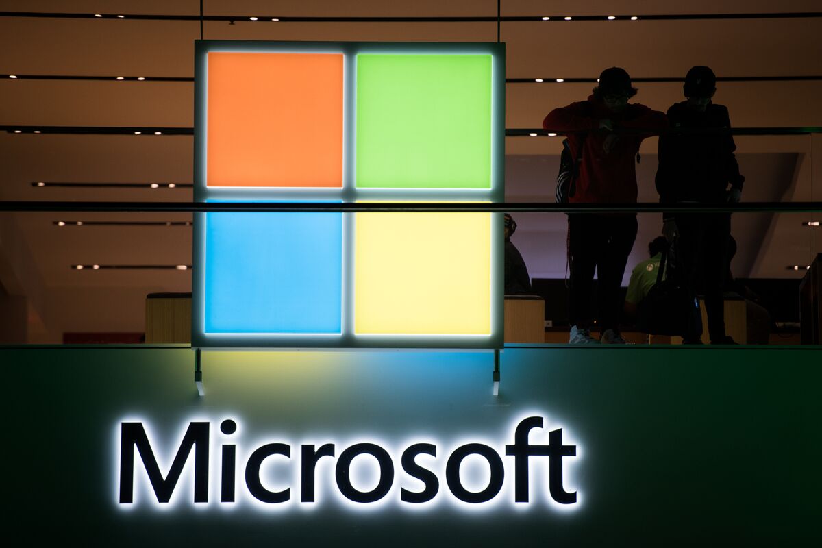 Microsoft apple openstreetmapdickinsonbloomberg