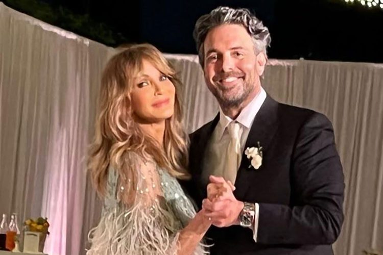 A Mother’s Joy: Jaclyn Smith Radiates Happiness as Son Gaston Ties the Knot