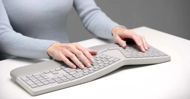 “Ergonomic Keyboards: A Solution to Wrist Pain and Improved Productivity”